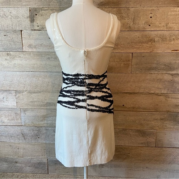 Bebe women’s white & black sequinned dress in size small - Picture 2 of 13